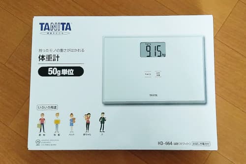 体重計の箱の表側